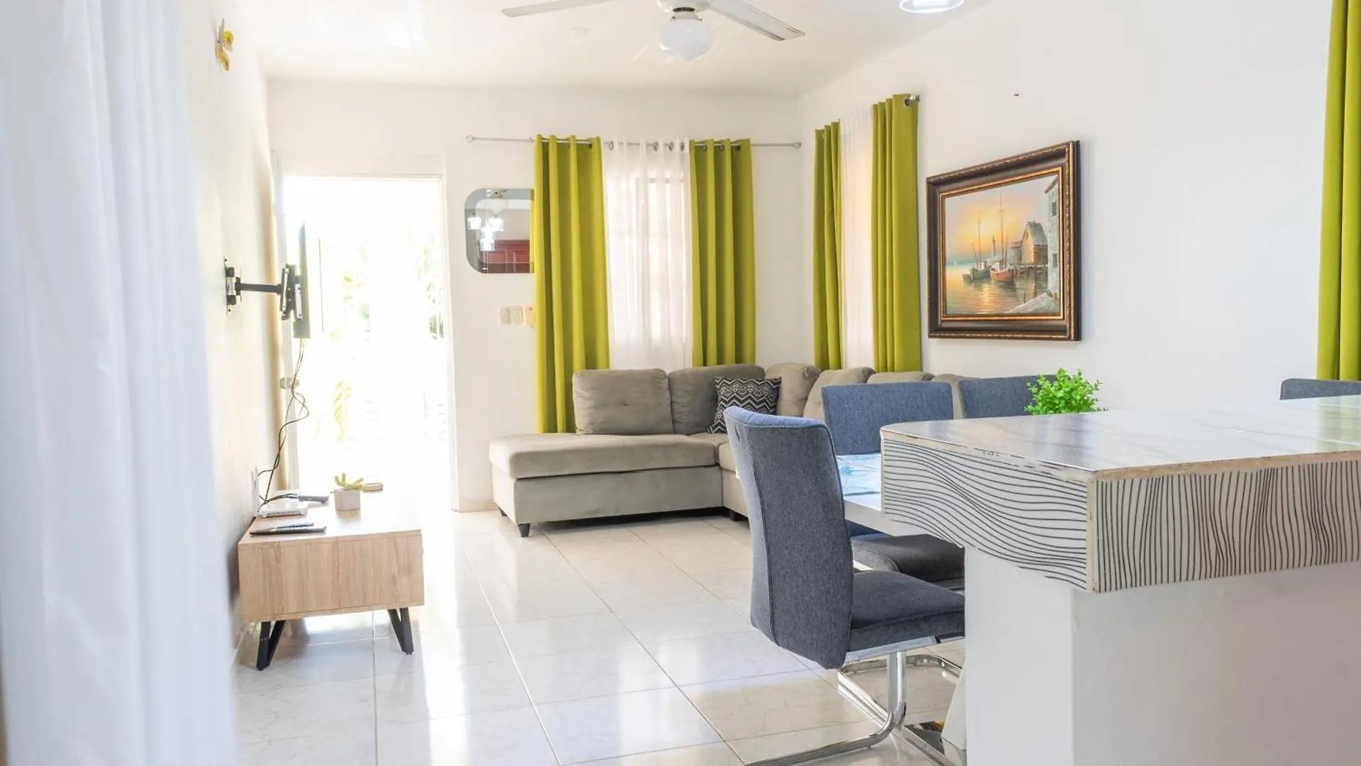 Daire City Center 2Br Gem Urban Comfort Sosúa